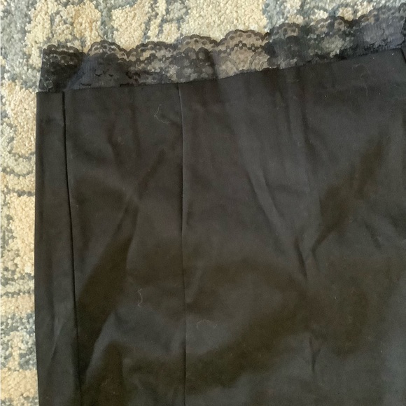 Black skirt - Picture 2 of 5